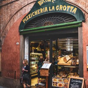 Undiscovered Tuscany: Lucca, Siena & Maremma